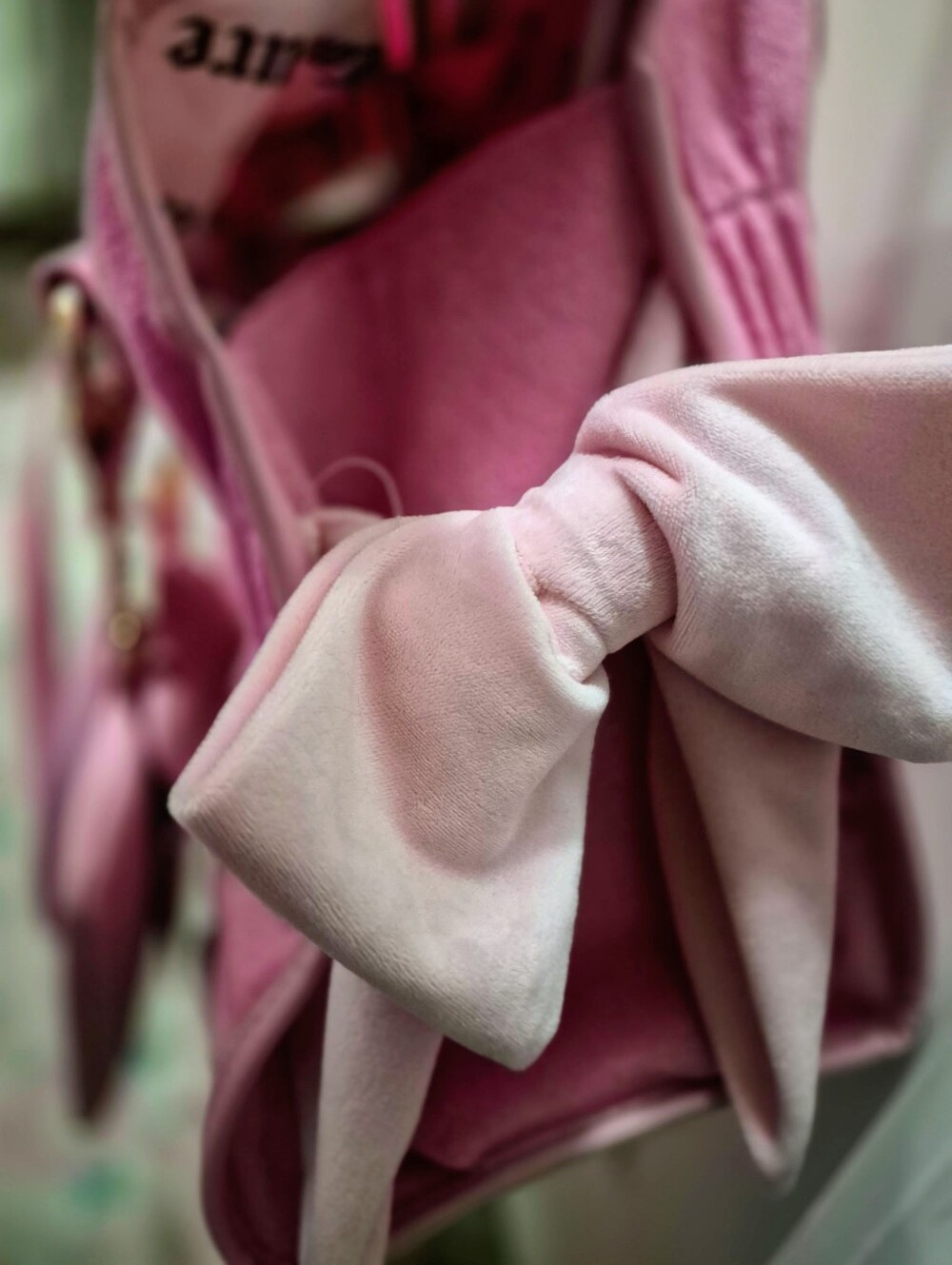 💘*Juicy Angel* Embroidered, Pink Sequins Velour Tote💕 - Picture 12 of 14